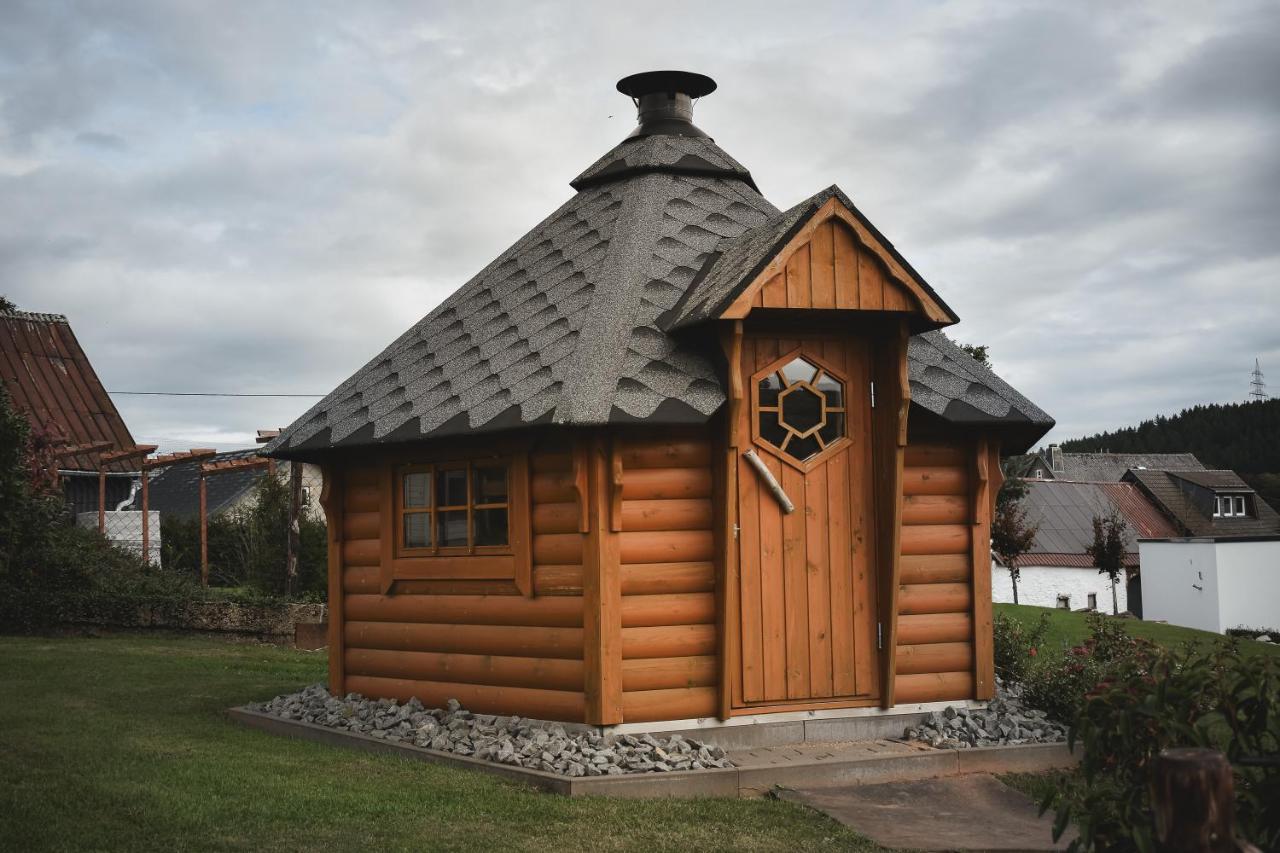 Wohlfuehl-Ferienhaus Eifel-Landurlaub Mit Herz Dahlem  Dış mekan fotoğraf